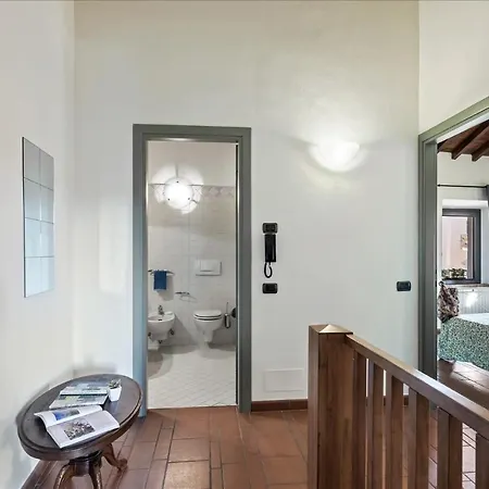 I Balconi Apartment *